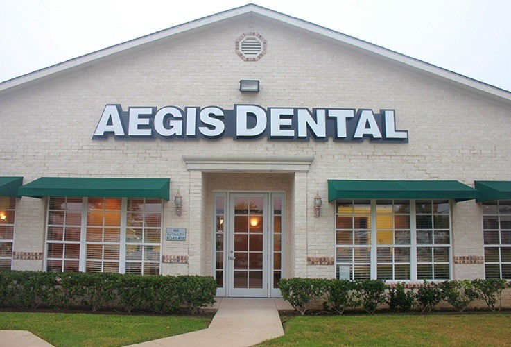 Front view of Aegis Dental in Carrollton